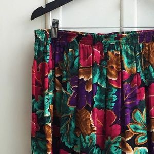***SOLD*** Vintage floral skirt